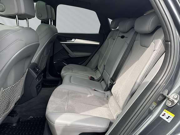 Audi SQ5 10 of 27