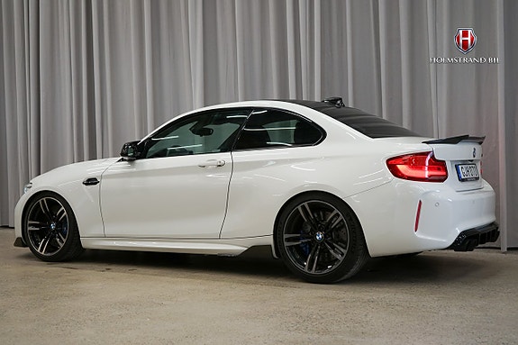 BMW M2 4 of 5
