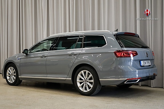 Volkswagen Passat 5 of 5