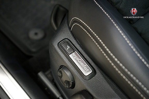 Volkswagen Passat 17 of 28