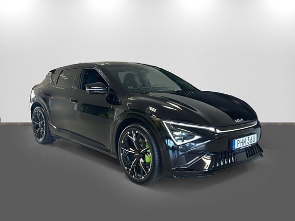 Kia EV6 3 of 21