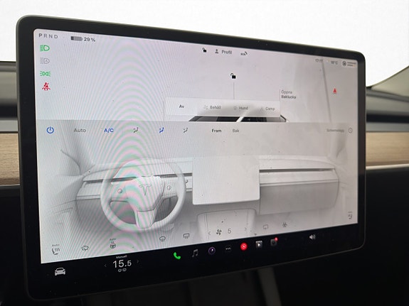Tesla Model Y 24 of 30