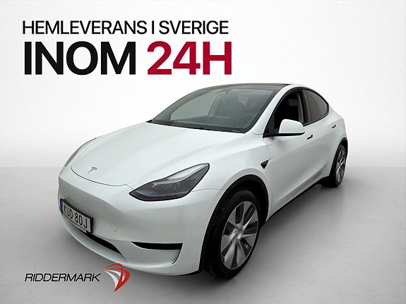 Tesla Model Y 4 of 30
