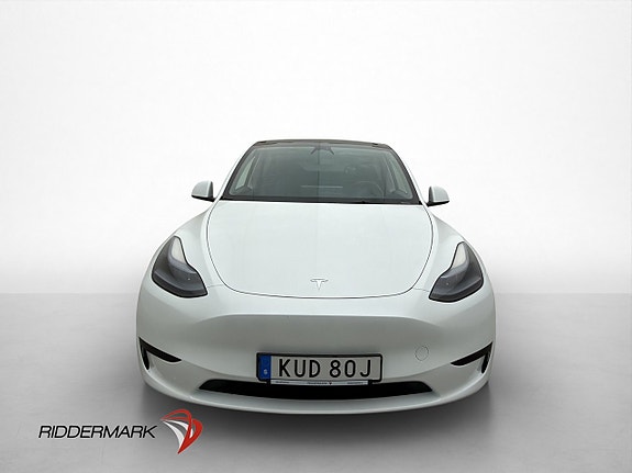 Tesla Model Y 3 of 30