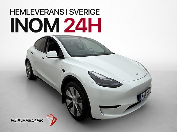Tesla Model Y 4 of 30