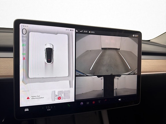 Tesla Model Y 17 of 30