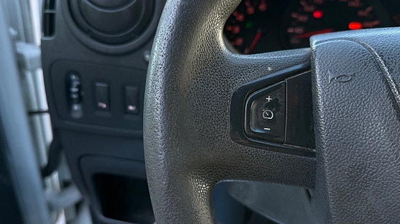 Renault Master 13 of 17