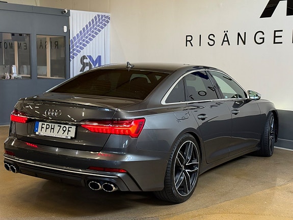 Audi S6 7 of 27