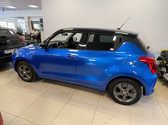 Suzuki Swift 2 of 14