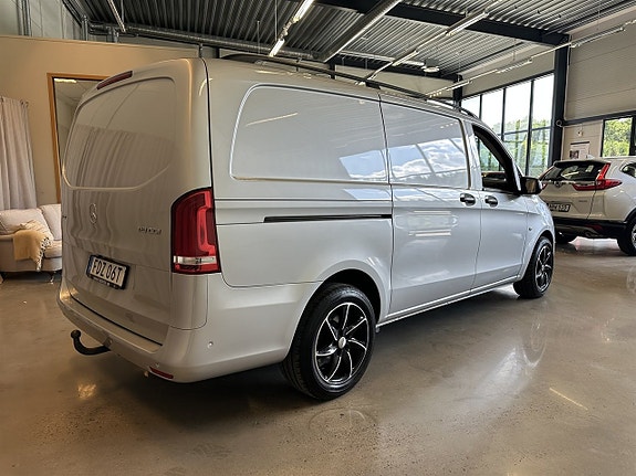 Mercedes-Benz Vito 119 3 of 5