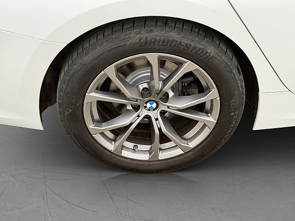 BMW 320 28 of 29