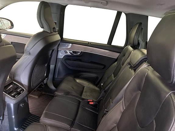 Volvo XC90 7 of 14