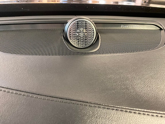 Volvo XC90 13 of 14