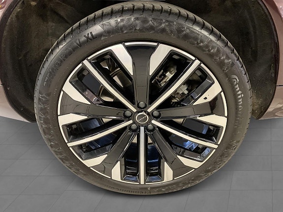 Volvo XC90 12 of 14