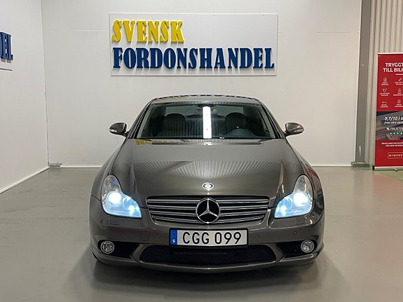 Mercedes-Benz CLS350 2 of 5