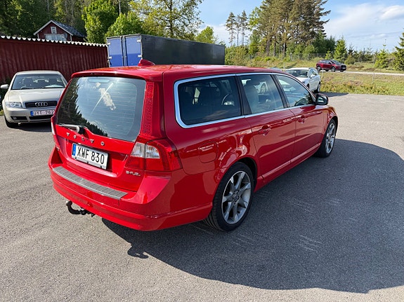 Volvo V70 5 of 5