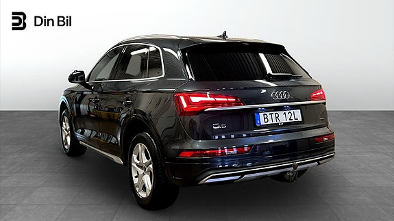 Audi Q5 3 of 24
