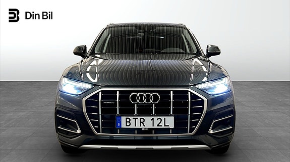 Audi Q5 4 of 24