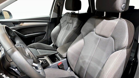 Audi Q5 8 of 22