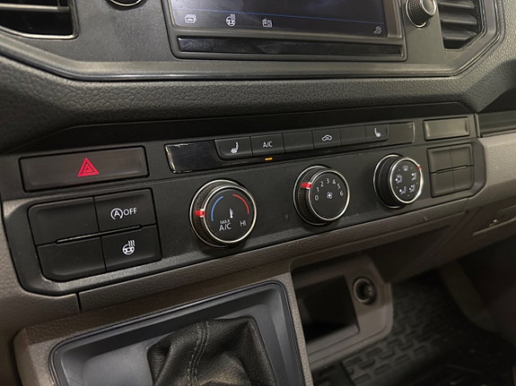 Volkswagen Crafter 13 of 16