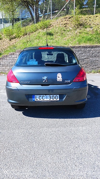 Peugeot 308 4 of 11