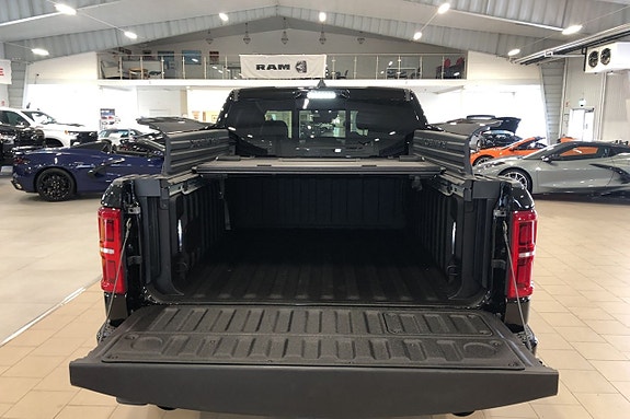 Dodge RAM 1500 7 of 16