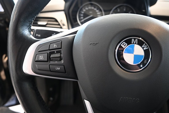 BMW 218d 17 of 21