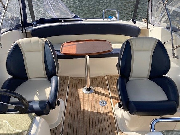 Bella 600 DC -13 Mercruiser 3,0 4 of 6