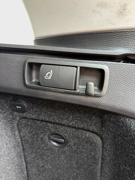 Volkswagen Passat 19 of 20