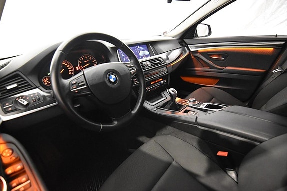 BMW 523i 21 of 24