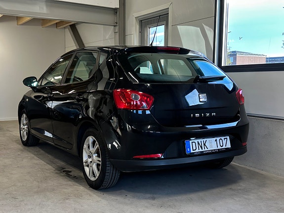 Seat Ibiza 4 of 5
