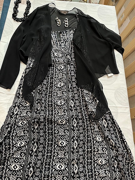 Product image 2 of 11
