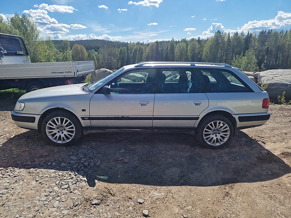 Audi 100 2 of 12