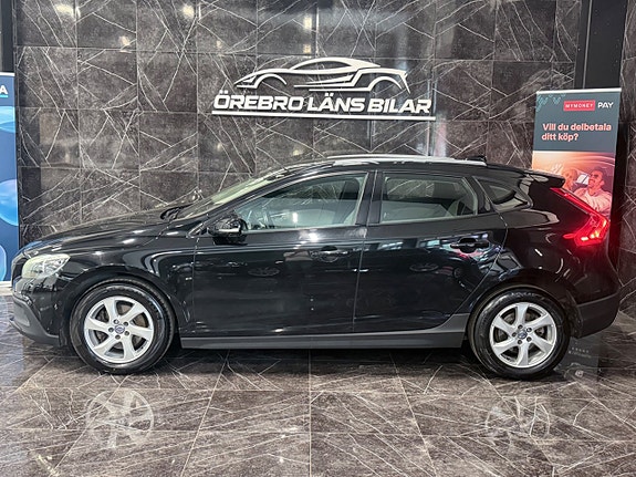 Volvo V40 Cross Country 9 of 26