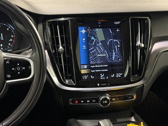 Volvo V60 Cross Country 14 of 25