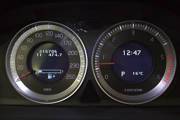 Volvo V60 22 of 27