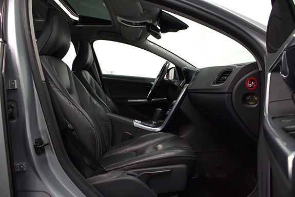 Volvo V60 15 of 27
