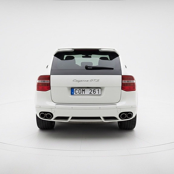 Porsche Cayenne GTS 4 of 5
