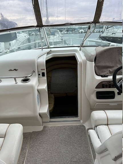 Sea Ray 280 Sun Sport -98 2 x Mercruiser 383 MAG 6,2 L -11 7 of 12