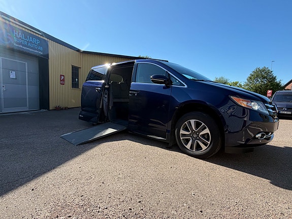 Honda Odyssey 7 of 25