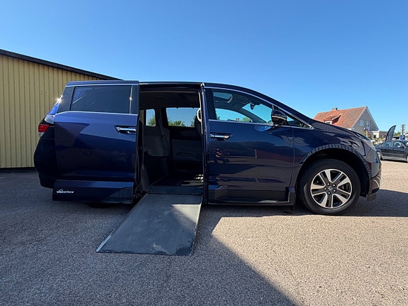 Honda Odyssey 8 of 25