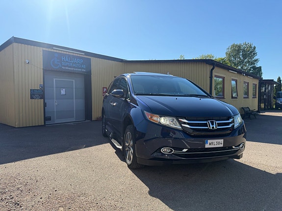 Honda Odyssey 2 of 5