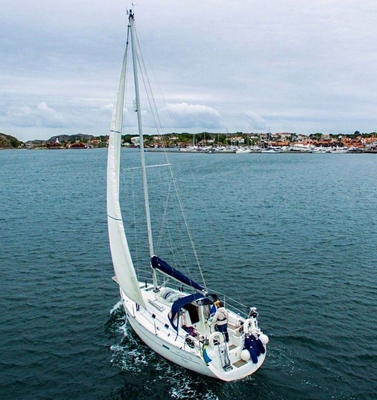 Beneteau Oceanis 331 Clipper 2-kabin 4 of 5