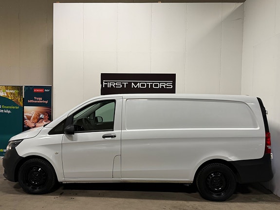 Mercedes-Benz Vito 109 3 of 5