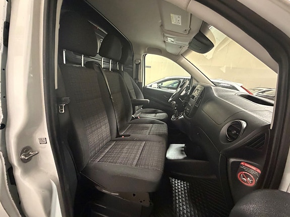 Mercedes-Benz Vito 109 11 of 18