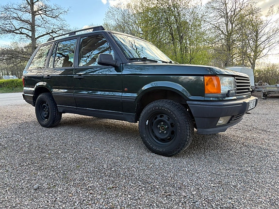 Land Rover Range Rover 3 of 5