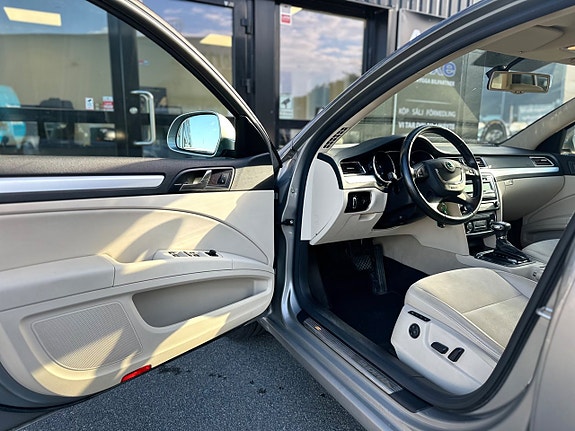 Skoda Superb 8 of 24