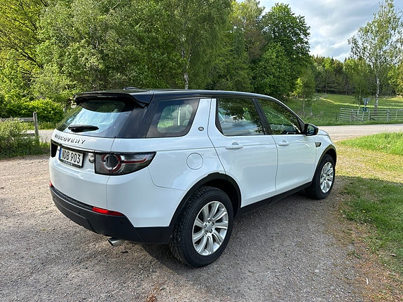 Land Rover Discovery Sport 5 of 5