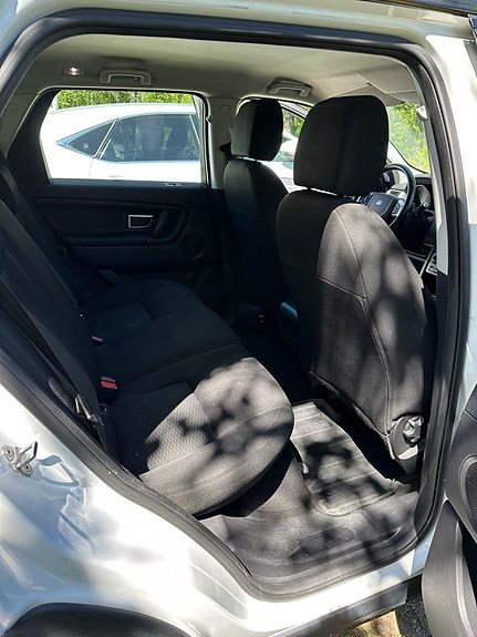 Land Rover Discovery Sport 10 of 12
