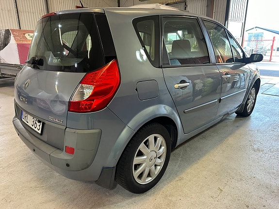 Renault Scenic II 4 of 10